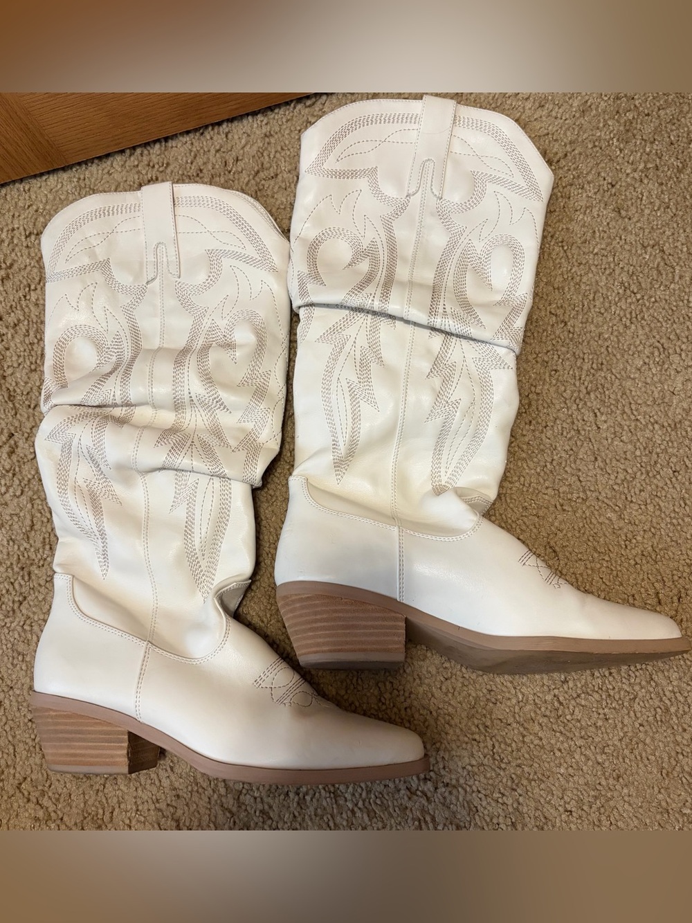 Steve Madden White Western Embroidered Heeled Boots